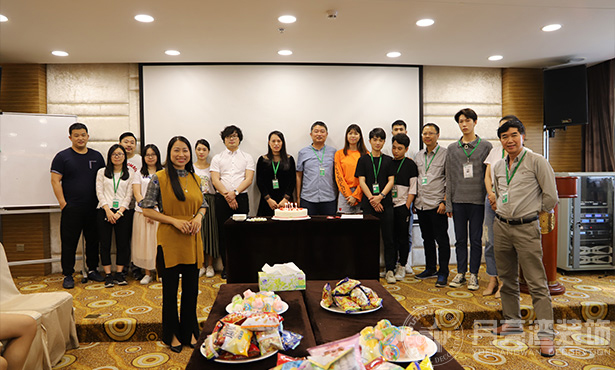 春風(fēng)暖人心，感恩情意濃――佰思雅裝飾員工生日會(huì)